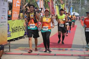 BIB: 41622, 40761, 404
                            <button type="button" onclick="openModal(8249993)" class="btn btn-primary btn-sm float-right btn-popup" data-toggle="modal" data-target=".modal-high-quality">
                        <i class="fas fa-shopping-cart"></i> Add to Cart
                    </button>
                                            <button type="button" onclick="isThisMe(8249993, true)" class="btn btn-success btn-sm float-right btn-popup btn-isme hidden" data-toggle="tooltip" data-placement="bottom" title="นี่คือรูปของคุณใช่ไหม คลิกที่นี่เพื่อเอาเข้าอัลบั้ม">
                        <i class="fas fa-plus"></i> Add to album
                    </button>
                    <button type="button" onclick="isThisMe(8249993, false)" class="btn btn-warning btn-sm float-right btn-popup btn-isnotme hidden">
                        <i class="fas fa-ban"></i> Remove from album
                    </button>